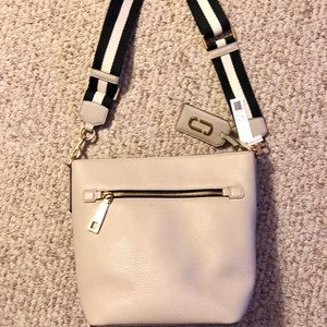 Marc Jacobs grey small shoulder bag. NWT